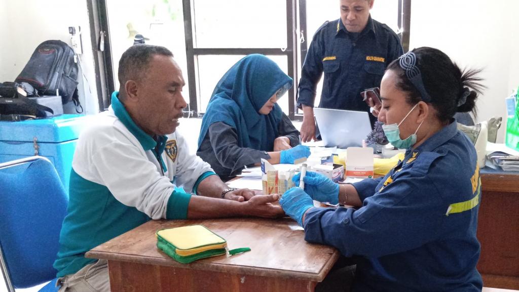 Balai Kekarantinaan Kesehatan Kelas I Kupang Laksanakan Pengukuran Kebugaran Rutin Pegawai