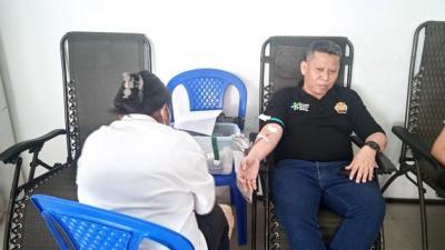 Pemeriksaan Kesehatan dan Donor Darah Memeriahkan HKN ke 59 Tahun 2023